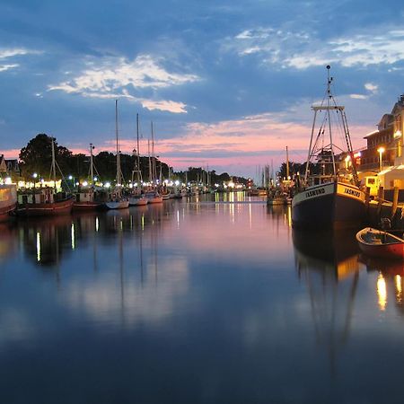 Haus Vier Freunde, Vincent Leilighet Rostock Eksteriør bilde