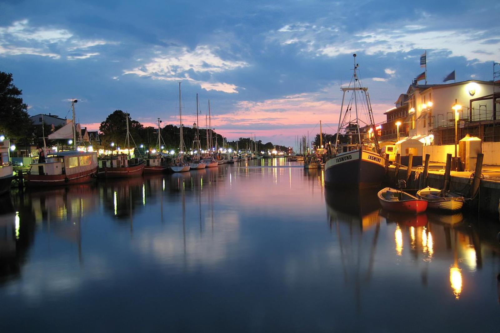 Haus Vier Freunde, Vincent Leilighet Rostock Eksteriør bilde